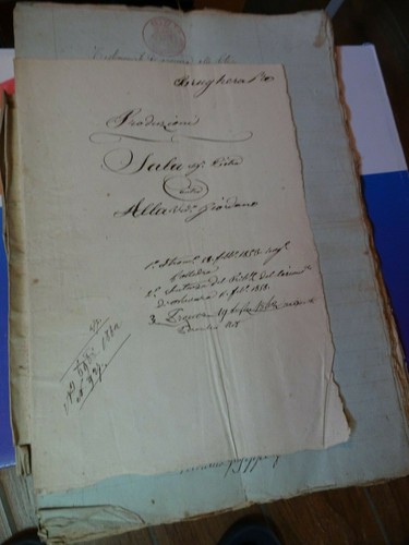 Grosso incartamento carta - incartamento, e