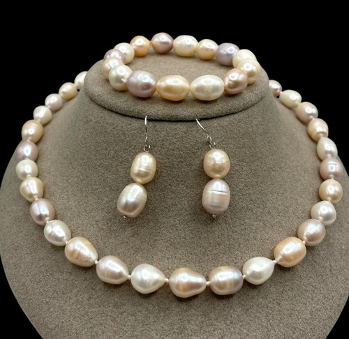 Set orecchini collana
