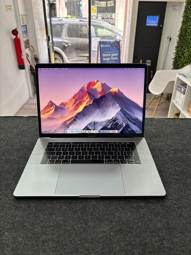 Macbook pro pollici 2018 - 2018, i9