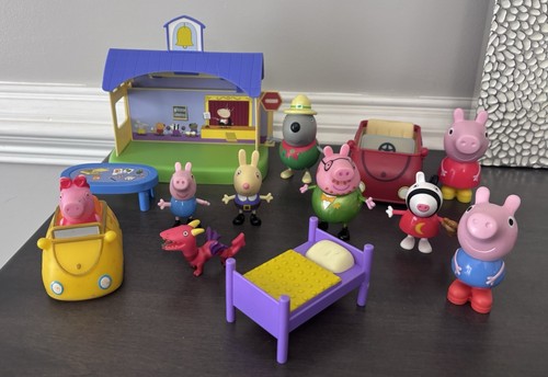 Peppa pig school house and - peppa,