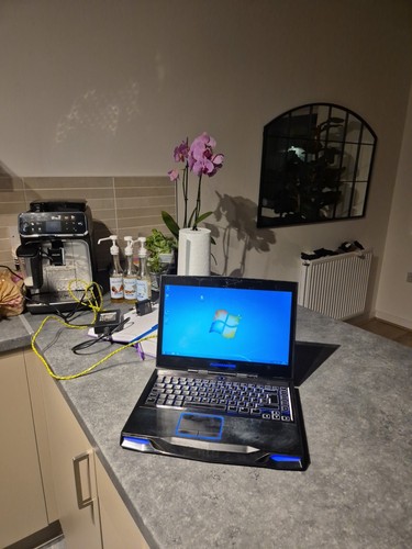 Alienware m14x laptop 8gb - alienware, laptop,