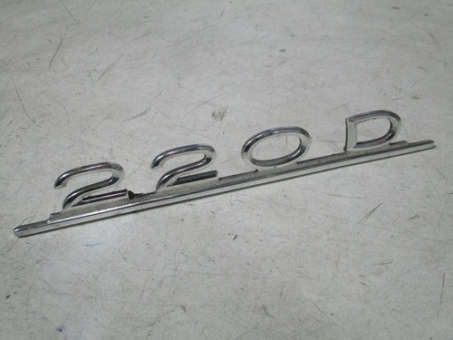 Scritta posteriore mercedes - posteriore,