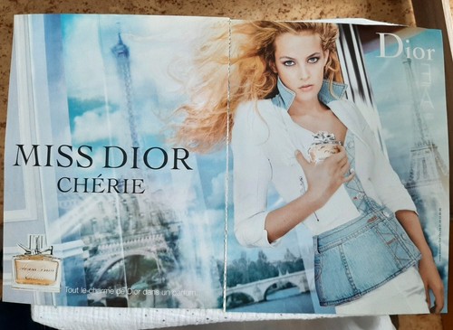 Publicité papier parfum - publicité,
