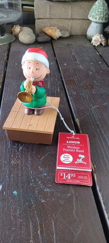 Hallmark peanuts wireless - hallmark,