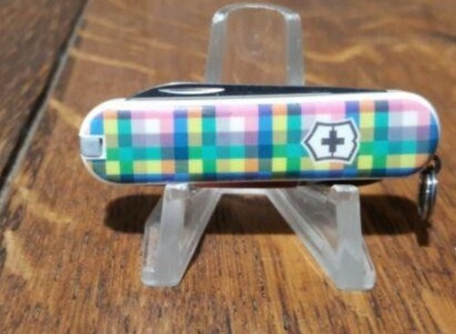 Victorinox classic 2010