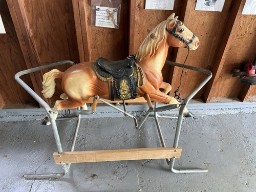Cavallo dondolo molla - a,