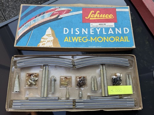 Schuco disneyland alweg - disneyland,