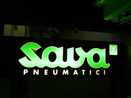 Insegna luminosa neon sava - neon,