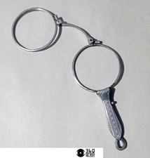 Antichi occhiali lorgnette con