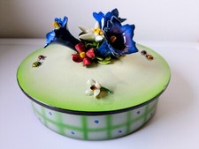 Scatola in ceramica anni '30 di Tarcisio Tosin, La Freccia, Vicenza.