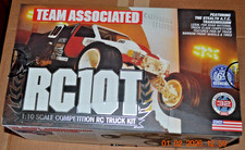 Team Associated 1/10 RC10T -