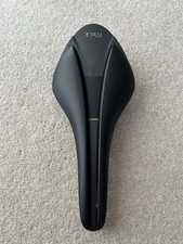 Fizik Arione Versus EVO 00