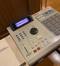 AKAI Professional MPC2000XL