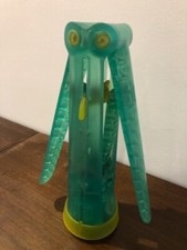 design per la cucina , compattatore per lattine 