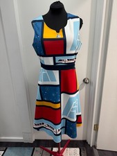 Disney Dress Shop 50°