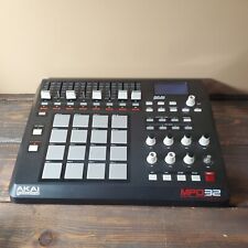 Mixer apparecchiature audio professionali Akai Professional MPD32 *Non testato si accende