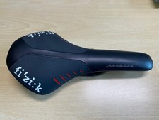 fi’zi:k  sella Anteres 140 carbon rails