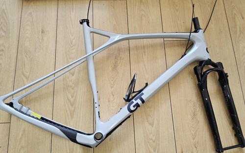 Telaio bici gravel carbonio