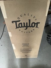 Chitarra Baby Taylor BT1e —