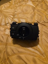 Accendi luci BMW Serie 1 e87 120 D Anno 2006, 173 CV. Seriale  69 32 798 03