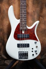 Fodera Monarch 4 Standard