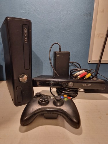 Microsoft xbox 360 slim 4gb - 360,