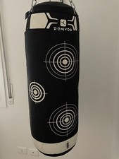 sacco da boxe 30kg  Domyos + Supporto A Parete