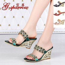 Sandali estivi nuovi fascia