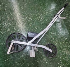 Seminatrice da giardino di precisione Earthway 1001-B