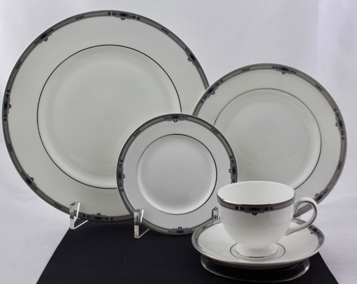 Wedgwood fine bone china - wedgwood,