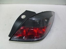 24451834 HELLA FANALE STOP POSTERIORE DX OPEL ASTRA H GTC 3P. ANNO 2006
