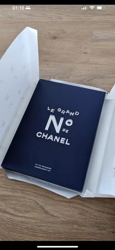 Grand numéro chanel - le,