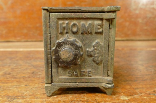 Cassaforte antica vintage casa