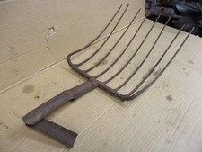 Antico rastrello da fieno forchetta manuale fattoria vintage da collezione