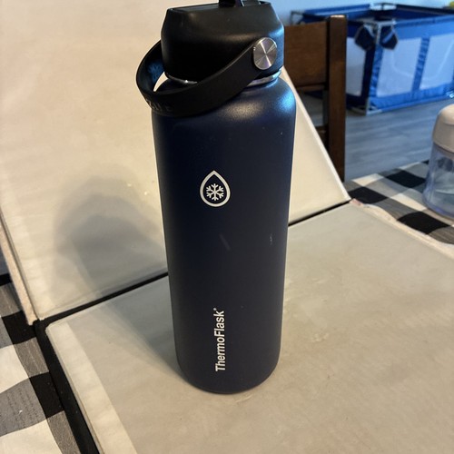 Thermoflask 24oz water bottle - 24oz,