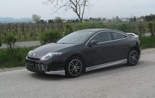 Battitacco laterale tuning adatto per Renault Laguna 3 Coupè PP25558