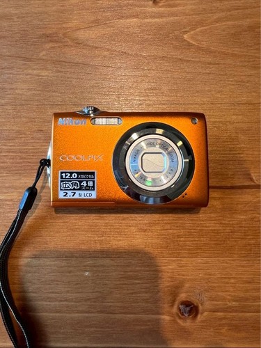 Nikon coolpix s3000 console - nikon,