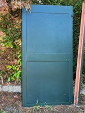 portoncino per esterno in lamiera, verniciato a fuoco coninfissi inclusi