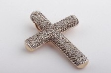 Ciondolo croce con diamanti