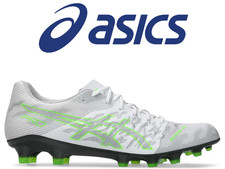 Nuove scarpe da calcio asics