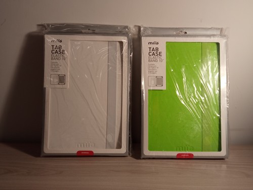 Custodia universale per tablet
