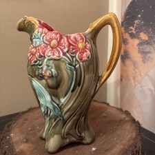 Antica brocca francese in