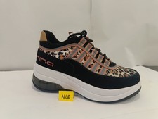 scarpa "Fornarina" sneakers basse animalier nero