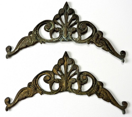 Coppia fregi decorativi - di,