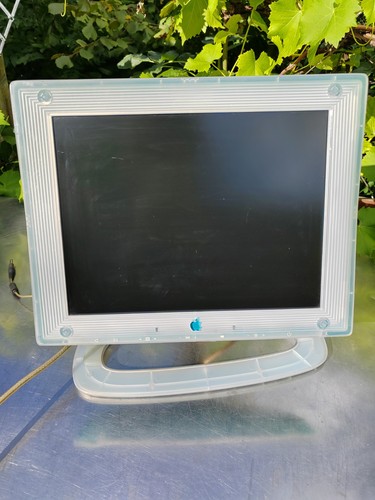 Display vintage apple - display, studio