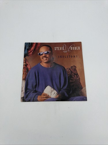 Stevie wonder skeletons nm - stevie,