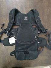 Abbigliamento Neonata, marsupio nero stokke dietro e davanti