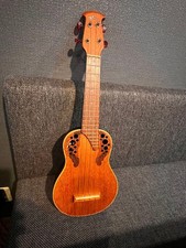 Applausi ovazione ukule corpo