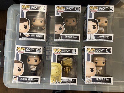 James bond 007 bobbleheads - bond,