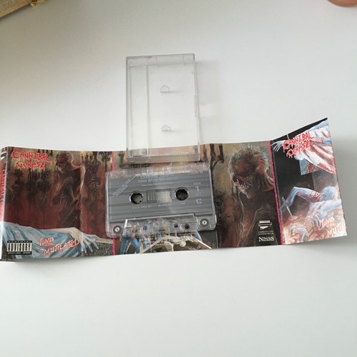 Cannibal corpse tomb of the - cannibal,